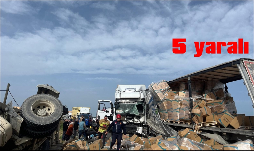 Üç aracın karıştığı trafik kazasında 1’i çocuk 5 kişi yaralandı