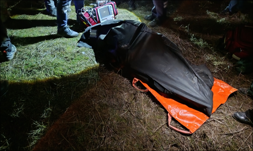 3 katlı evde yangın: Yaşlı adamın cansız bedeni bulundu