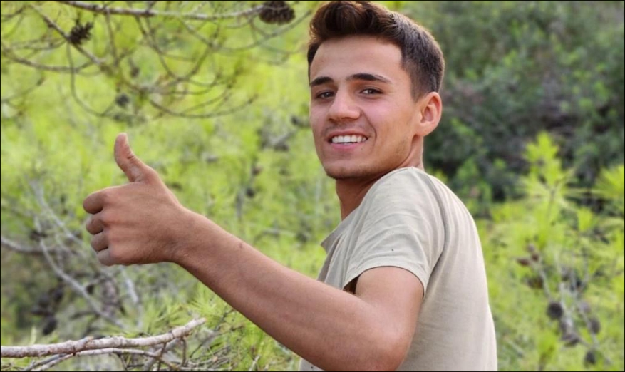 Havuç doğrama makinesine düşüp öldü