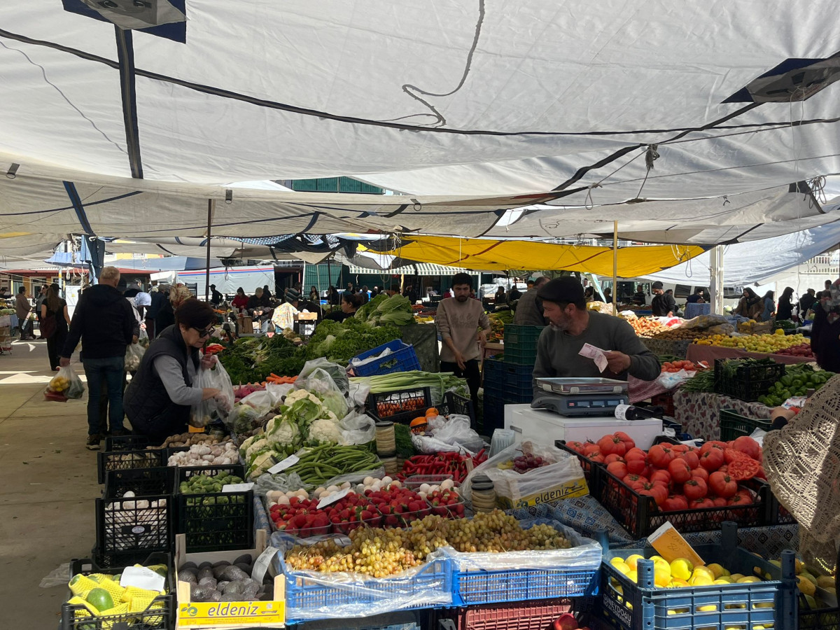 Fethiye’de Ramazan alışverişi temkinli başladı