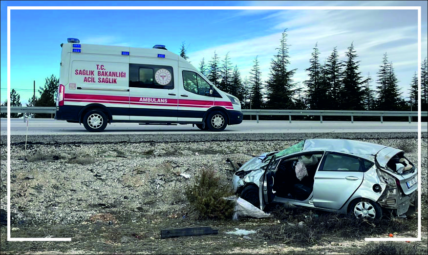 Otomobil şarampole takla attı: 1 yaralı