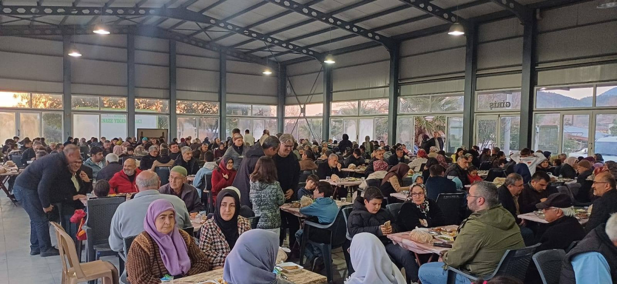 Geleneksel İftar Programına Katılım Yoğun Oldu