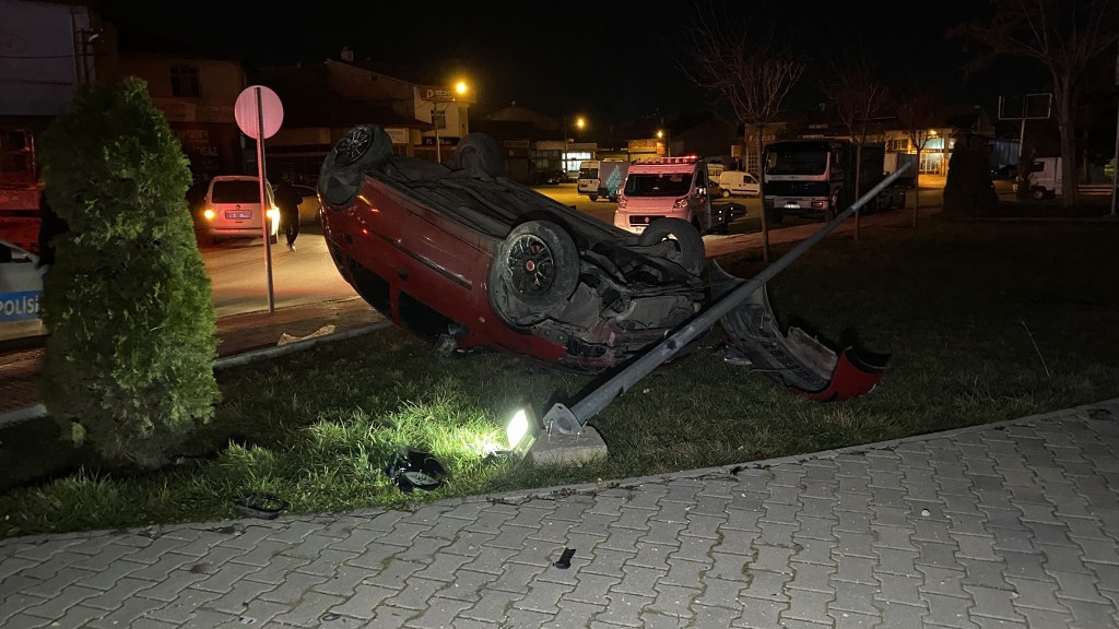 Otomobil takla attı: 1 yaralı