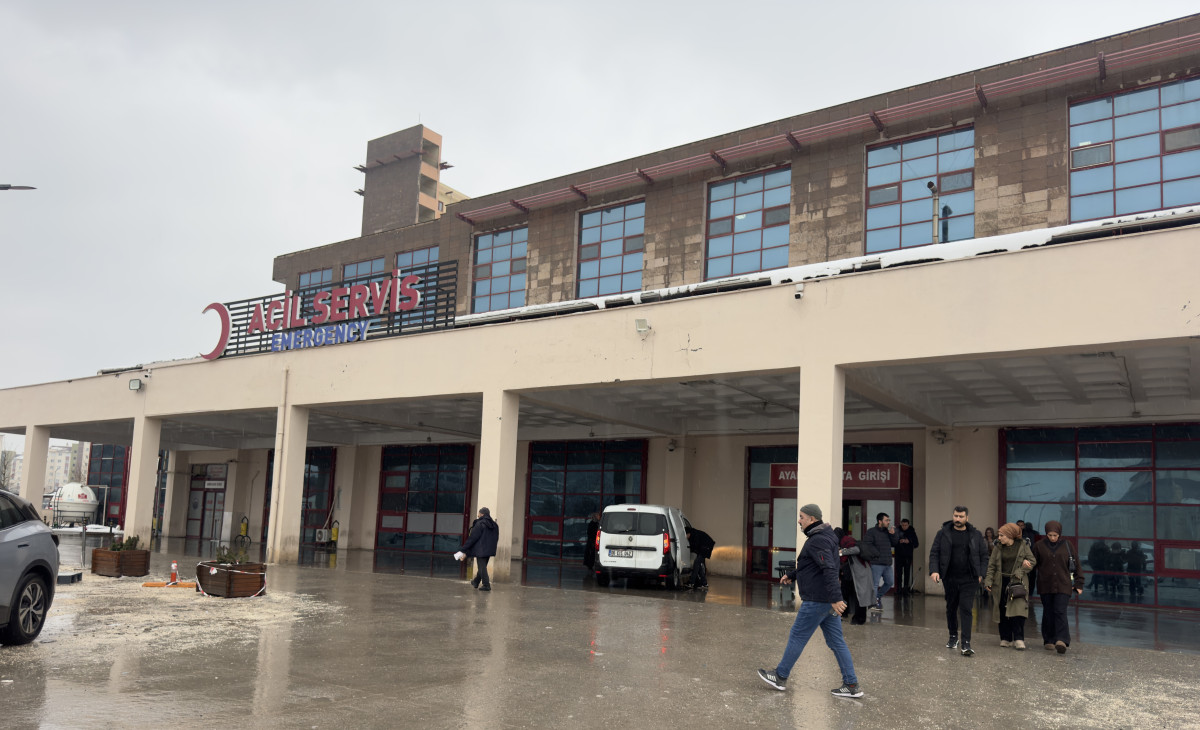 Yol verme kavgası: 2 yaralı