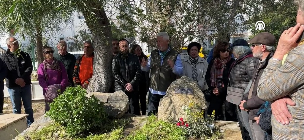 Saynur Gelendost, ölümünün 23. yılında mezarı başında anıldı