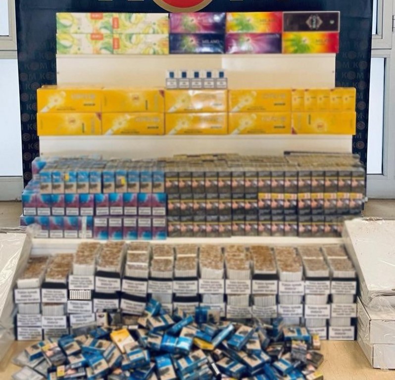 2 bin 216 paket gümrük kaçağı sigara ele geçirildi