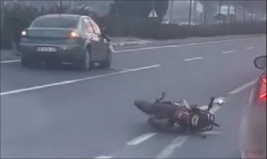 Savrulan motosikletin sürücüsü hayatını kaybetti