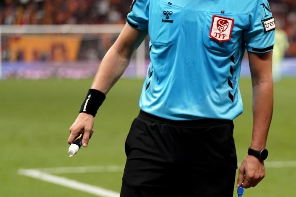 Trendyol Süper Lig'de pazar ve pazartesi günü oynanacak maçların hakemleri belli oldu