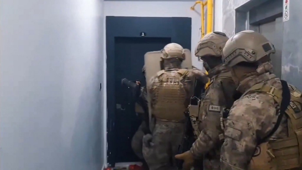 Sahte kamu görevlisi operasyonu: 3 tutuklama