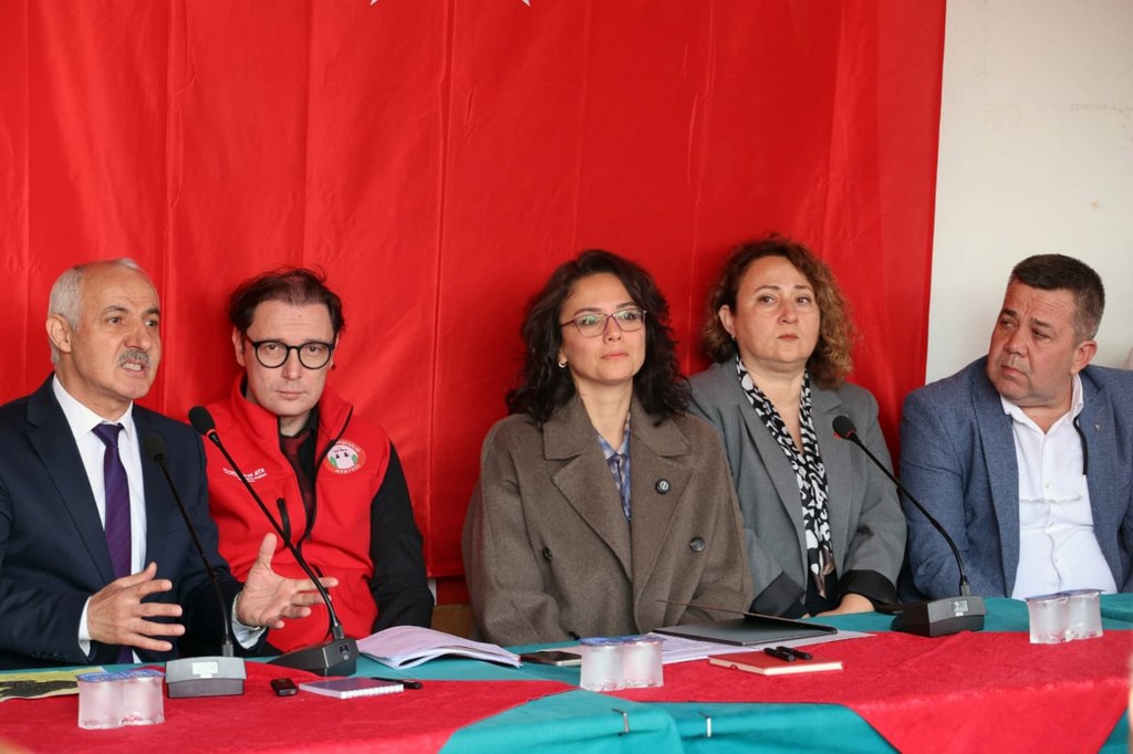 Başkan Köksal Aras'tan Bayır'a yol, su ve kanalizasyon müjdesi