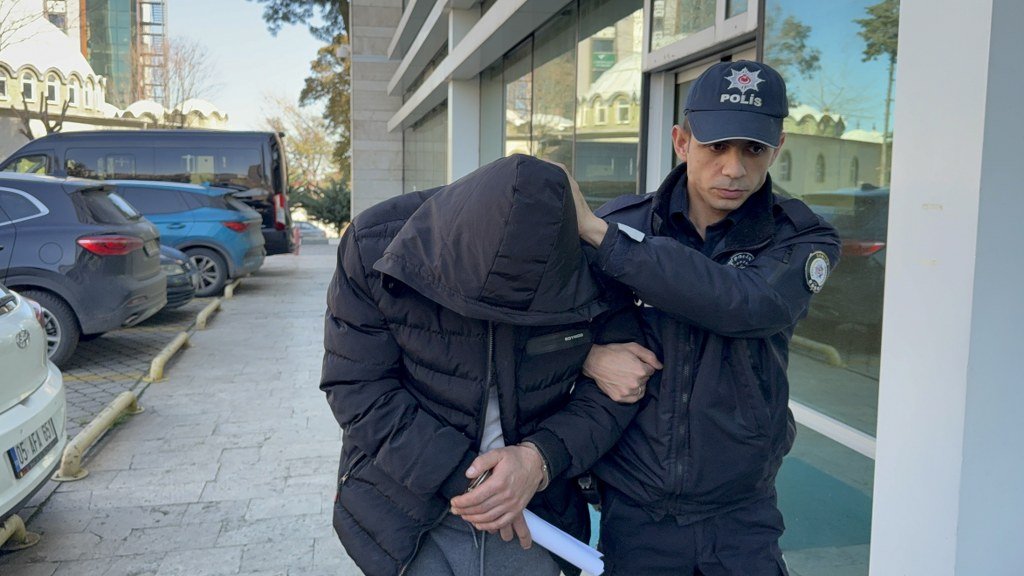 Zanlı kendi kızı dünyaya geldiği gün tutuklandı