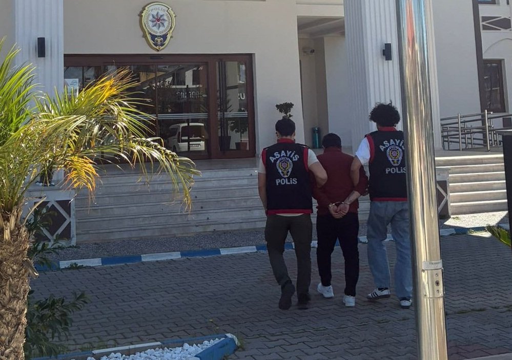 20 yıl 4 ay hapis cezası olan cezaevi firarisi Fethiye’de yakalandı