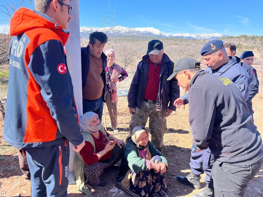 Seydikemer'de kayıp olan alzheimer hastası kadın bulundu