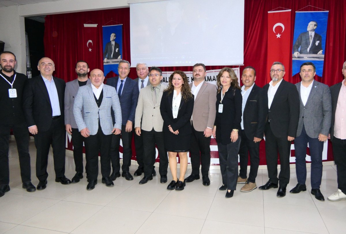 Marmaris’te yaşayan Konyalılar ve Karamanlılar iftarda buluştu 