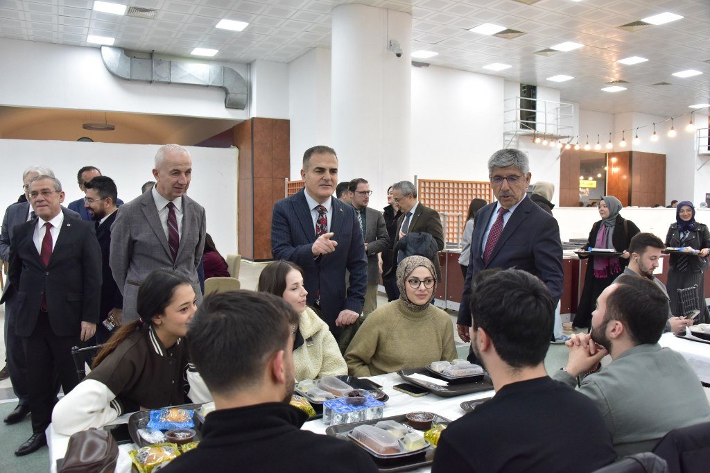 Muğla Sıtkı Koçman Üniversitesinde iftar programı düzenlendi