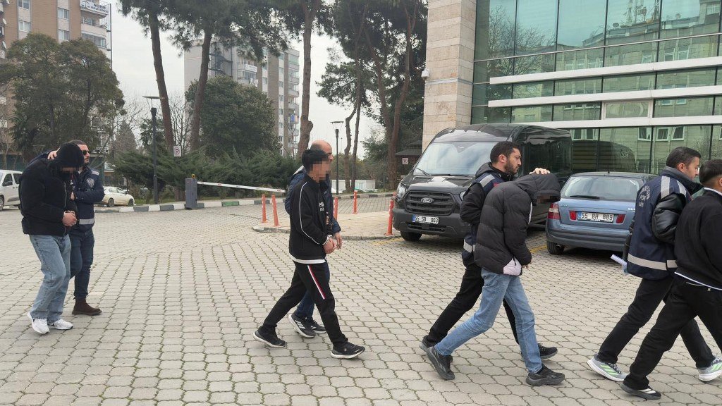 İnternetten araç kiralamak istedi, 500 bin lira dolandırıldı