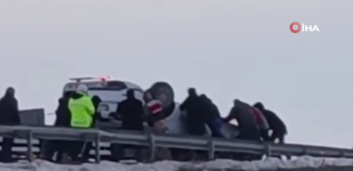 Otomobil takla attı, 2 kişi yaralandı