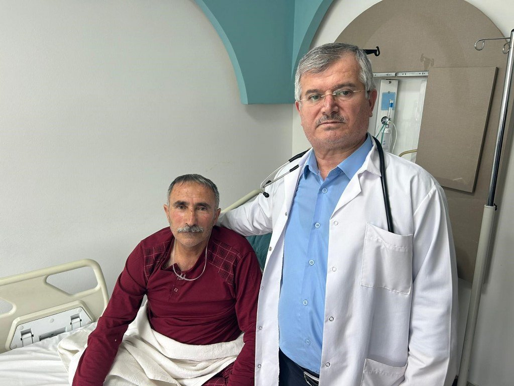 Kalbi duran vatandaş 2 saatte hayata döndürüldü