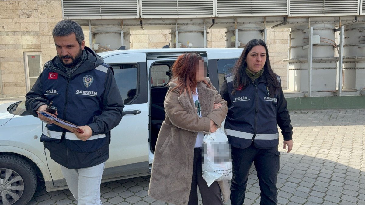  Kadınların kıskançlık kavgası: Komşusunu yüzünden bıçakladı