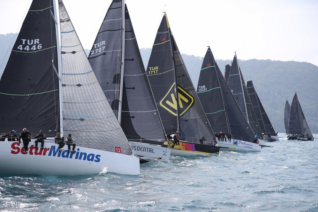 Marmaris MIYC Kış Trofesi Yat Yarışları'nın 4. ayağı tamamlandı