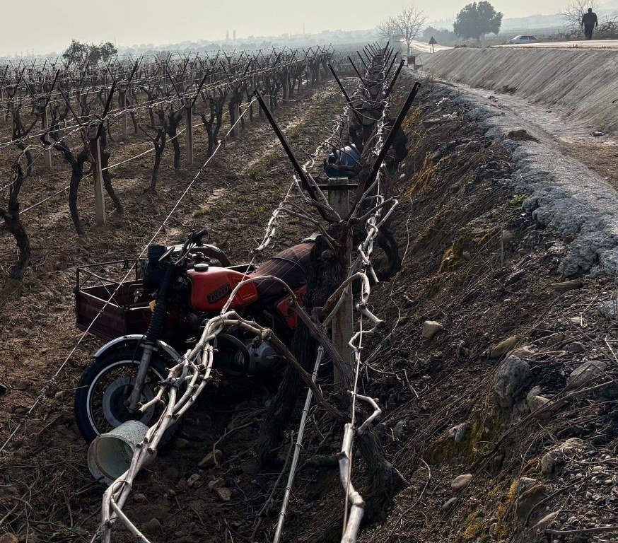 Devrilen motosikletin sürücüsü öldü