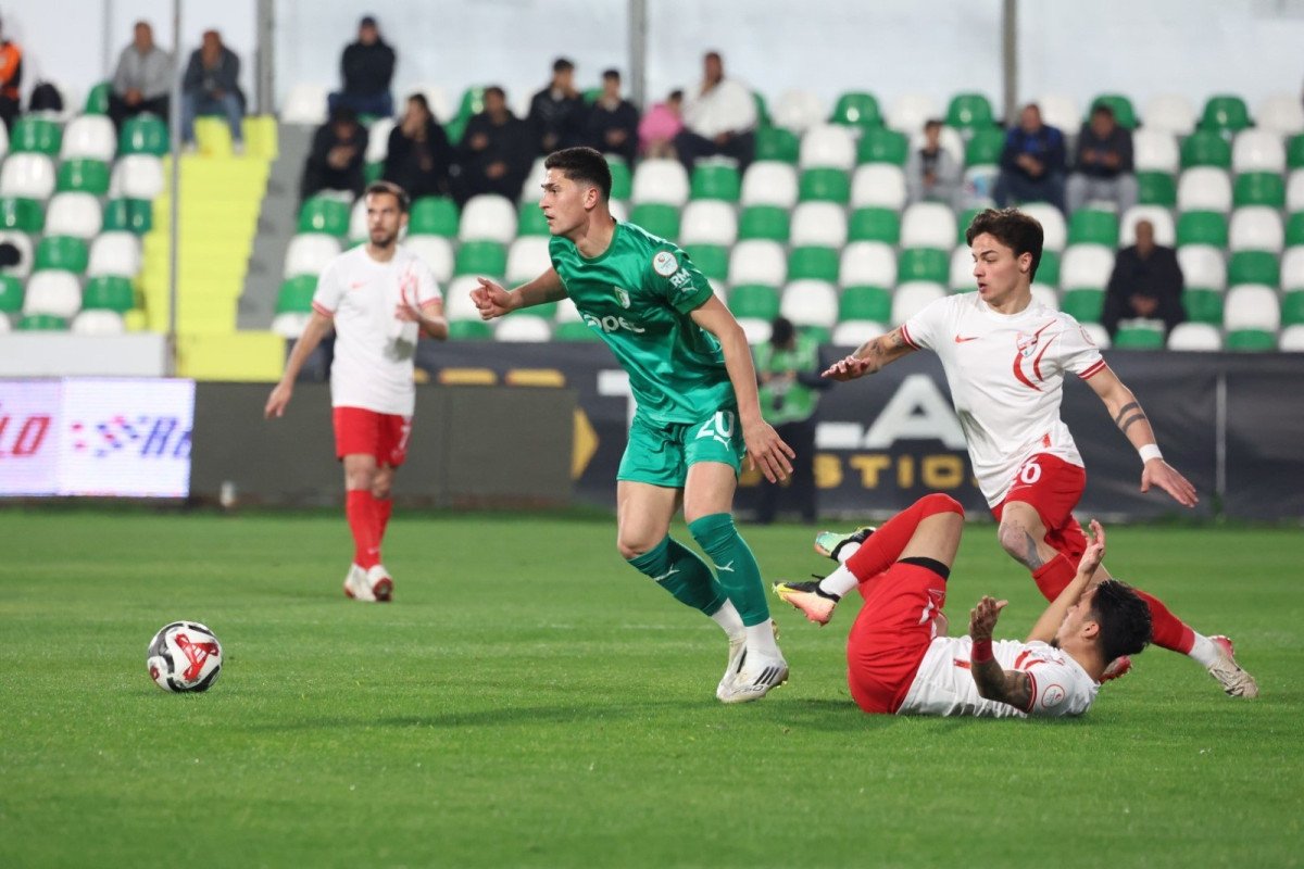 Bodrum FK, konuk ettiği Boluspor'u 2-0 mağlup etti.