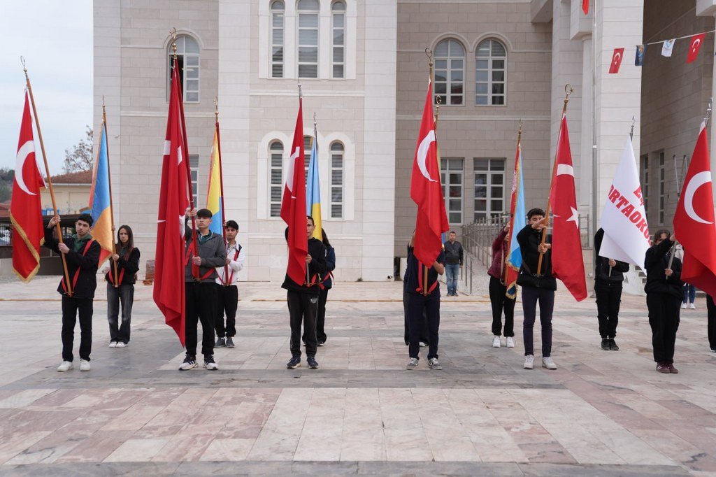 Seydikemer’de de törenle kutlandı