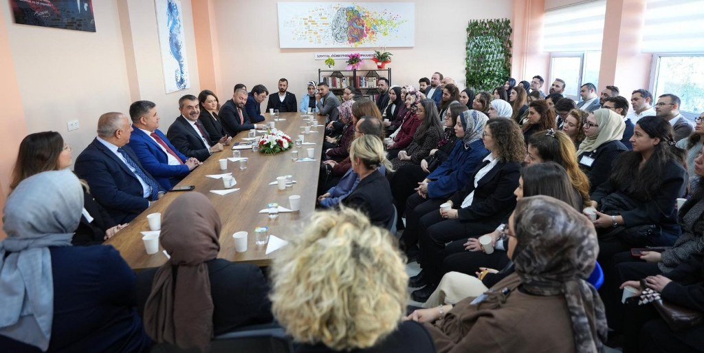 2026 öğretmenlik mesleği kariyer basamakları kılavuzu yayımlandı