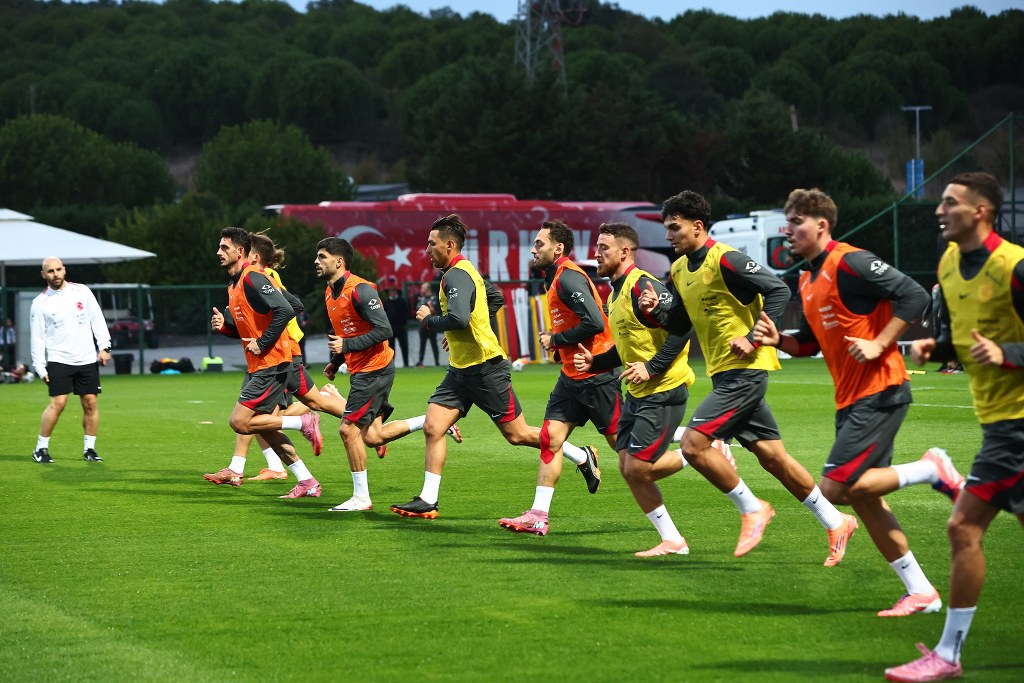 Bizim çocuklar, Bulgaristan ve Gürcistan maçlarının hazırlıklarına başladı