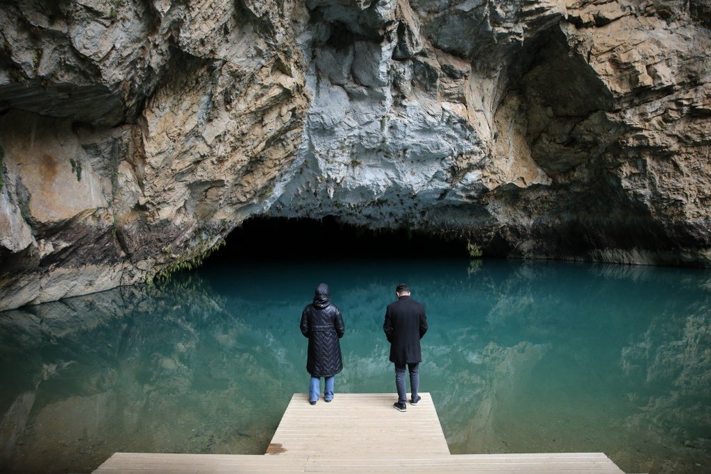 Altınbeşik Mağarası'nın yürüyüş yolu çelik kafesle korunacak