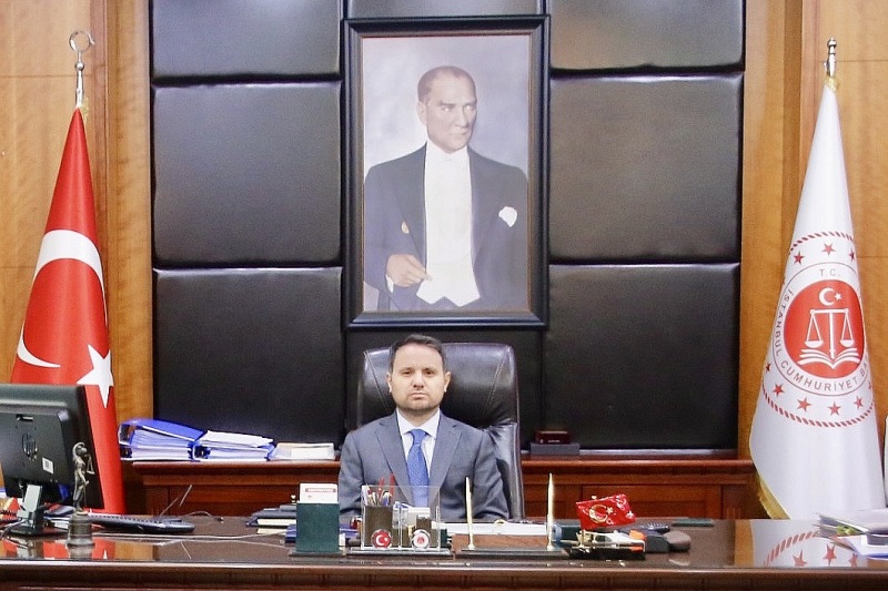 Yeni Adalet Bakanı Akın Gürlek kimdir?