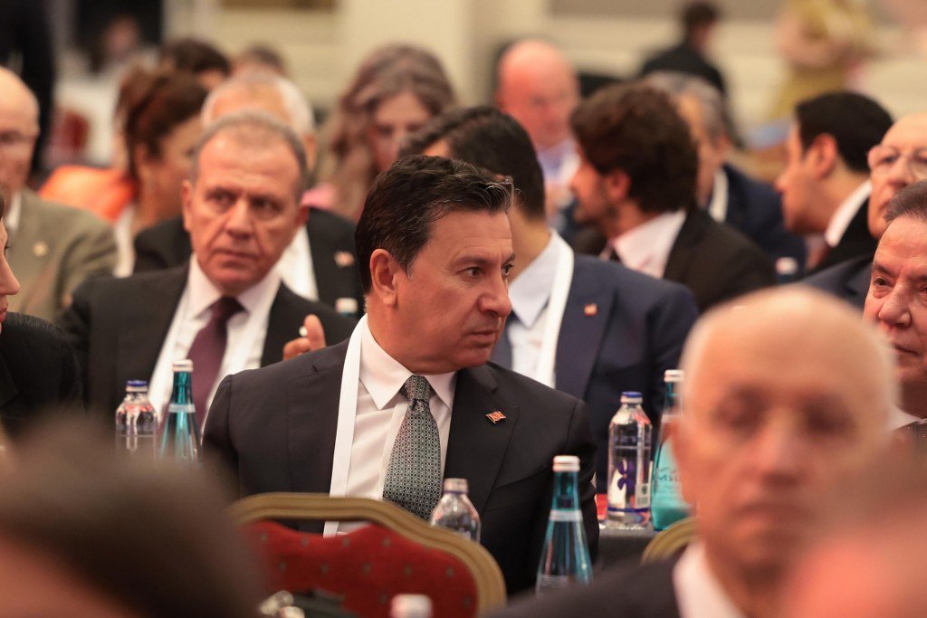 Başkan Aras, yerel ve bölgesel yönetimler başkanlığına seçildi