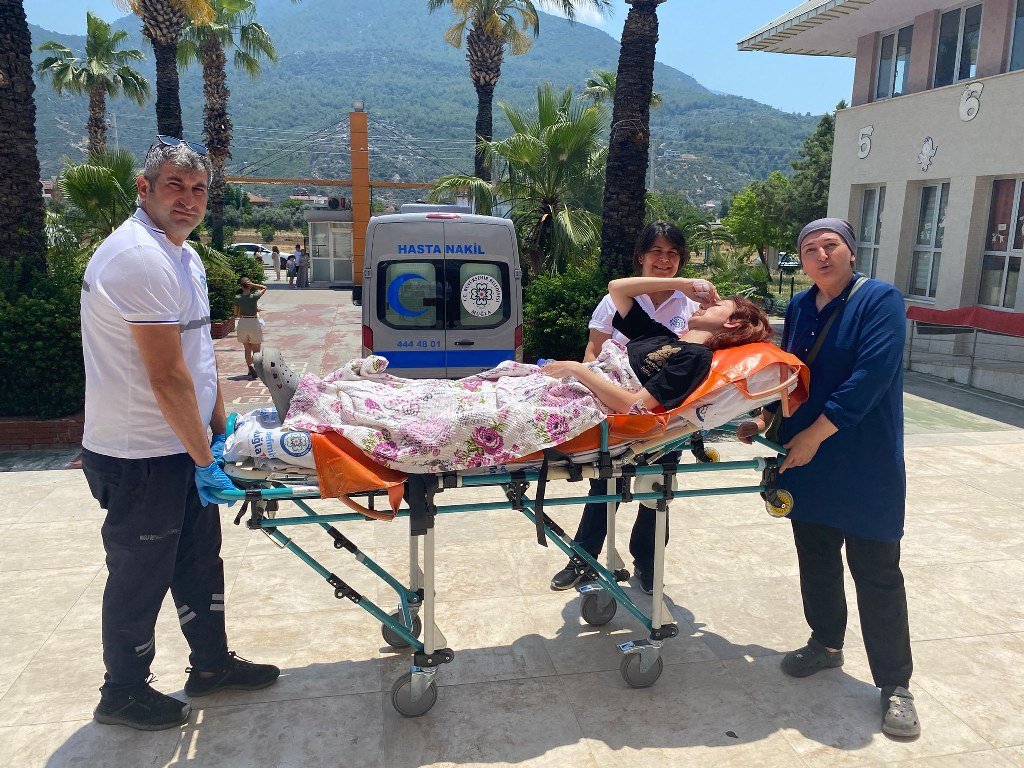 Başkan Aras: “Gençlerimizin yanında olmaya devam edeceğiz”