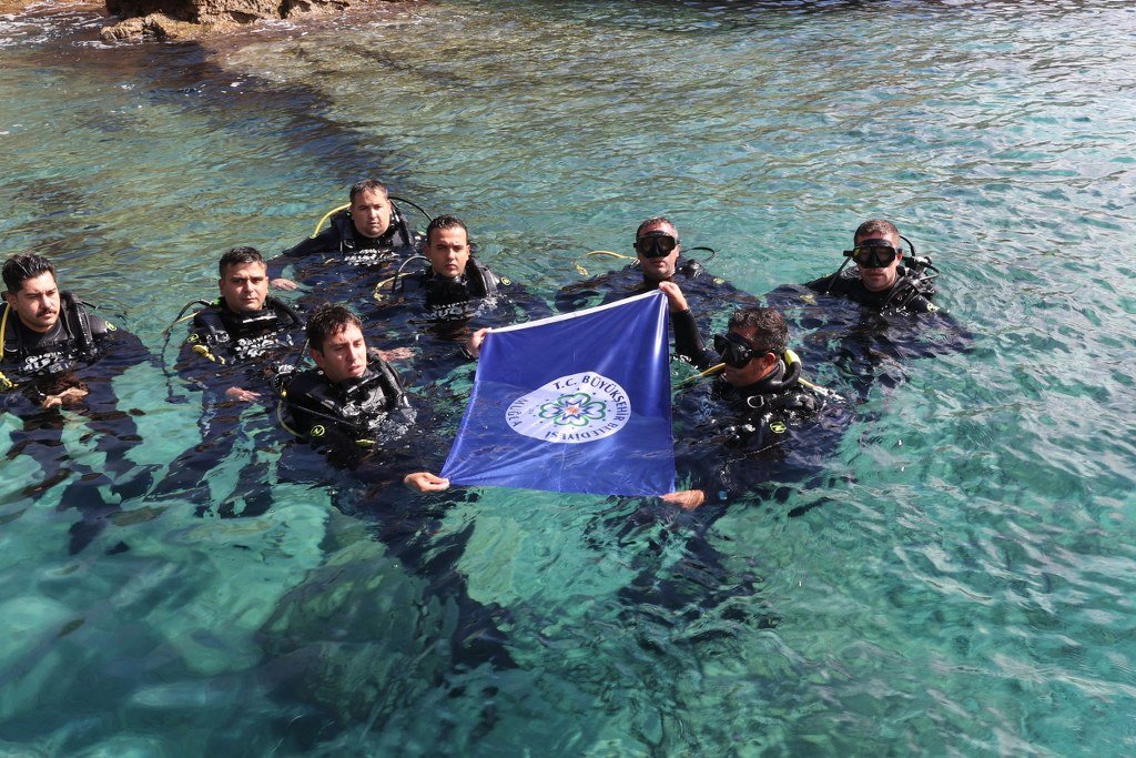 Arama kurtarma ekibi göreve hazır