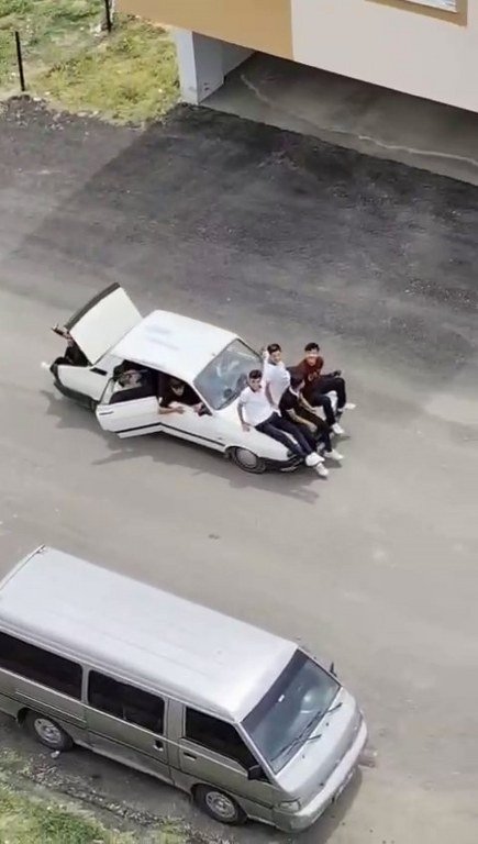 Canlarını hiçe saydılar: Bu kadarı da olmaz dedirten görüntü