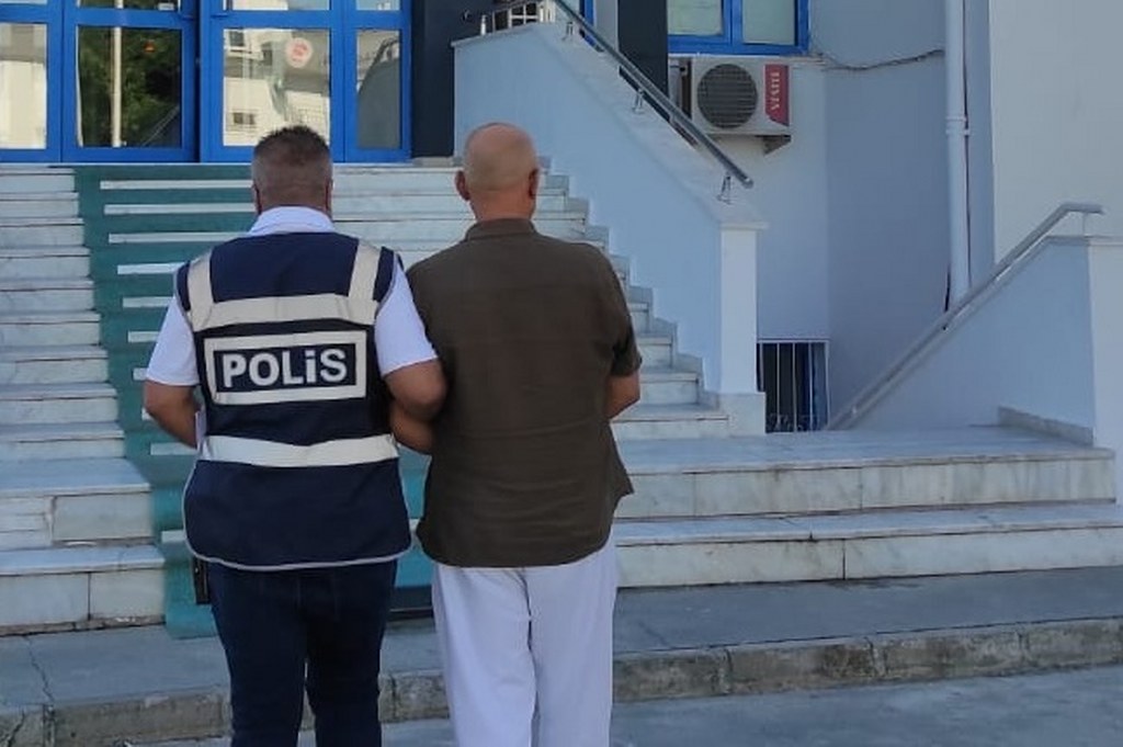 297 yıl, 498 ay 14 gün hapis cezasıyla aranan şahıs yakalandı