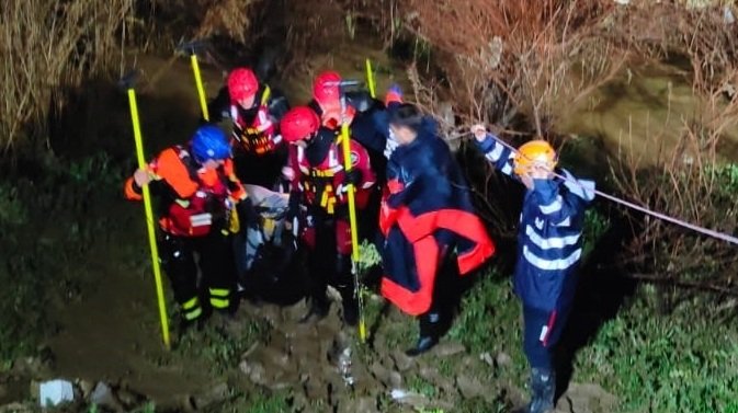 Derede kaybolan 8 yaşındaki kız çocuğu ölü bulundu