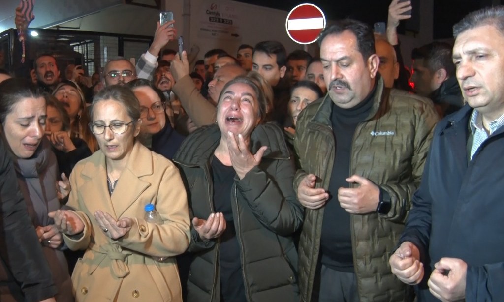 Ferdi Tayfur, dua ve gözyaşlarıyla uğurlandı