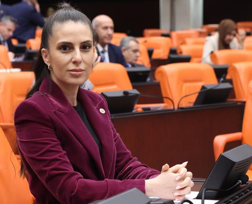 Milletvekili Özcan, “Okullarımız deprem olmadan yıkılacak hale gelmiş”