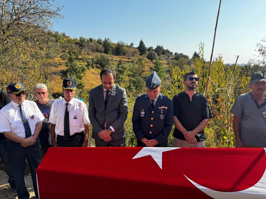 Kıbrıs Gazisi Datça'da toprağa verildi