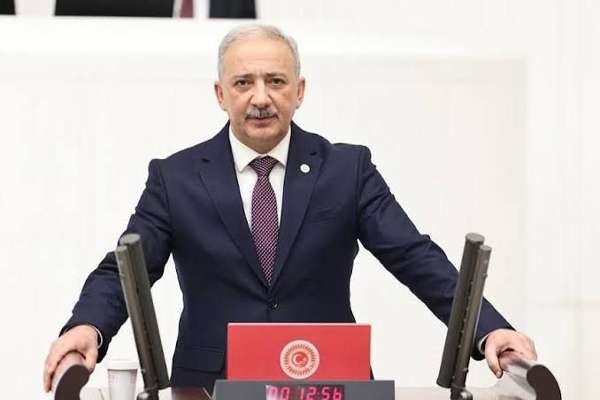 Milletvekili Mete’den Kadıgil’e cevap