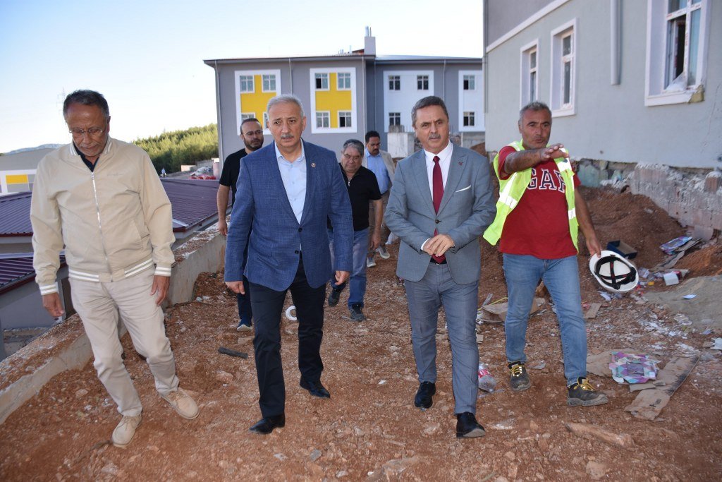 Milletvekili Mete; “Muğla’da gençler için güvenli yurtlar yükseliyor”