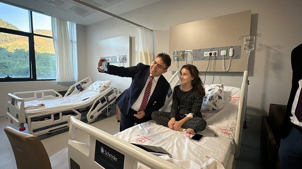 Kaymakam Kaya'dan hastalara yeni yıl moral ziyareti