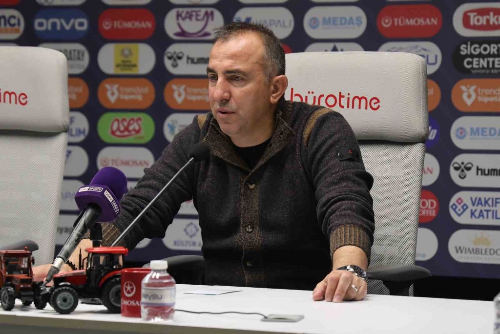 Konyaspor, Recep Uçar ile yollarını ayırdı