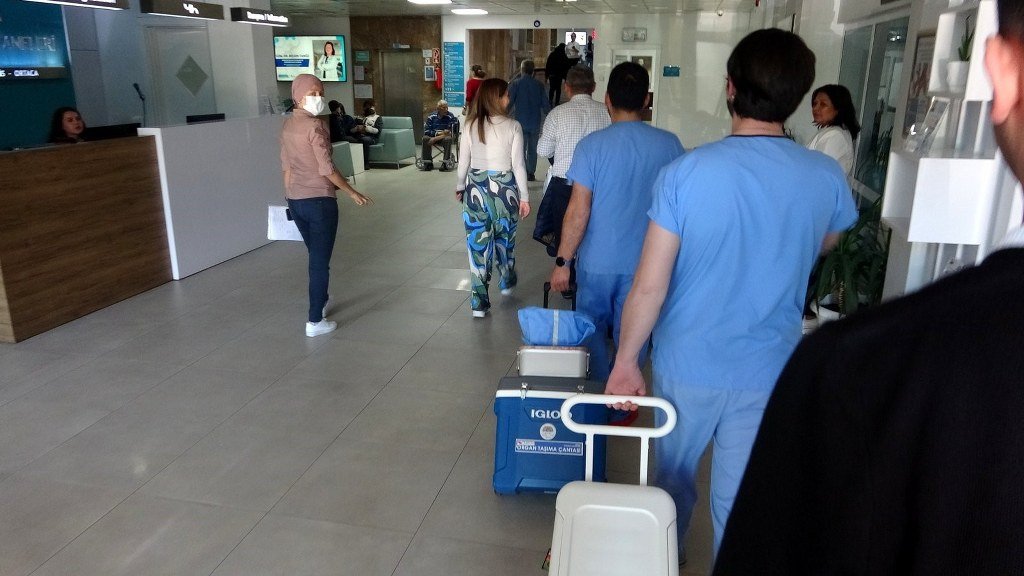 Beyin ölümü gerçekleşen hastanın karaciğeri İzmir'e nakledildi