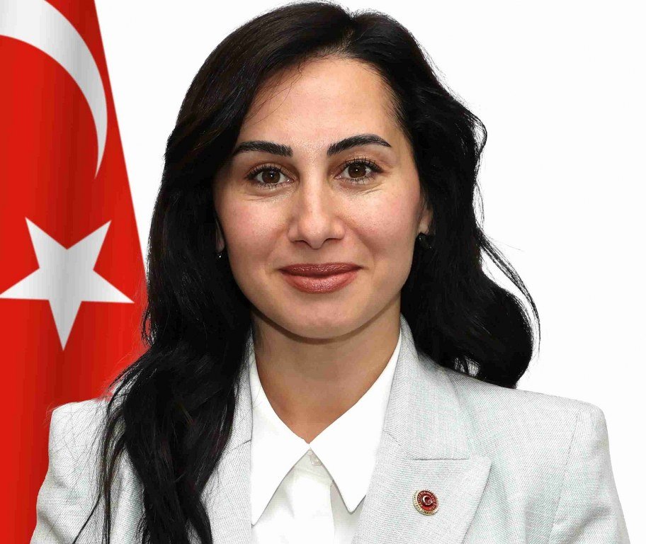 Belediye Başkan Vekili Gürzel CHP'den istifa etti