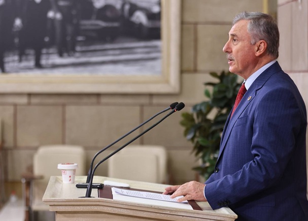 Milletvekili Özdağ: İstanbul’un betonlaşan ilçelerini sıraladı!