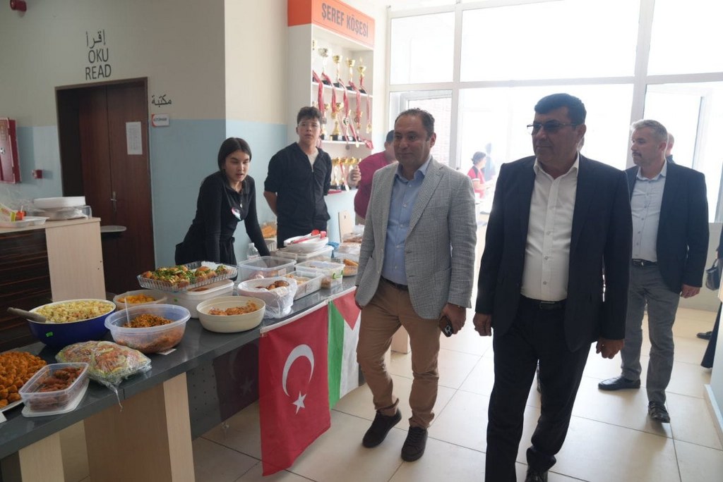 Seydikemer’de Filistin’e destek kermesi