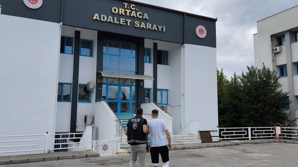 Silahla yağma ve kasten yaralama aranan şahıs yakalandı