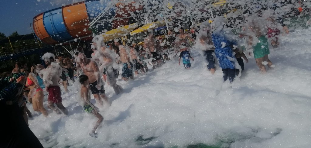 Sultan’s Aqua Park’ta eğlenceyi köpürttüler